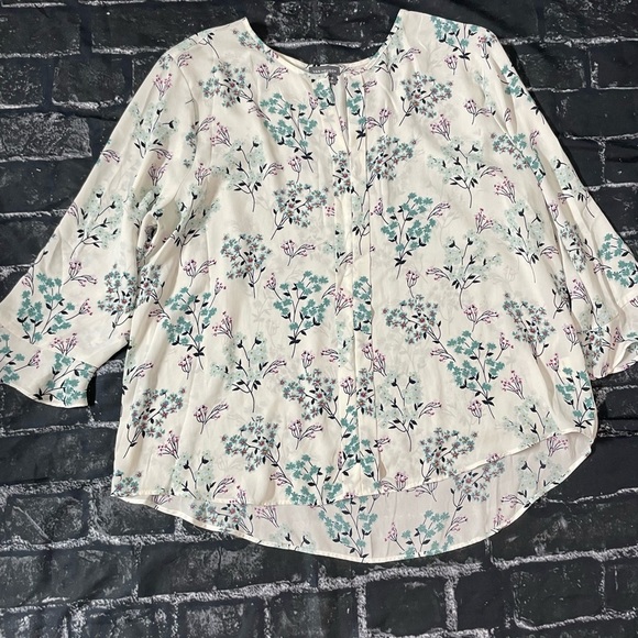 Van Heusen Tops - Van Heusen Cream Floral Blouse